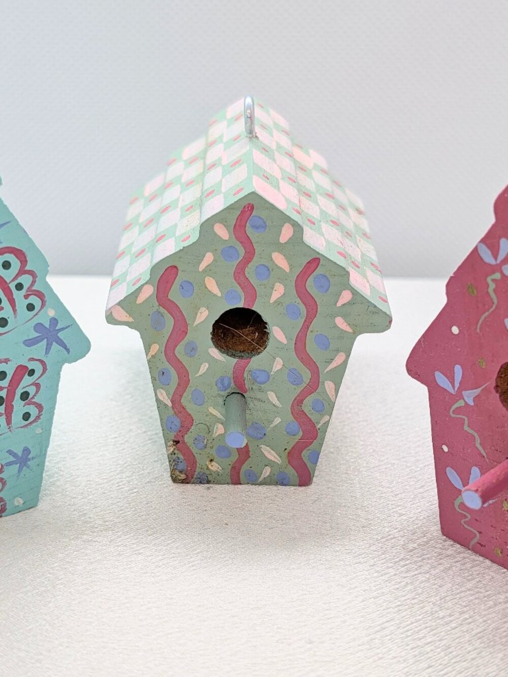 Decorative Displays -- 6 Hand Painted Birdhouses - Picture 12 of 15